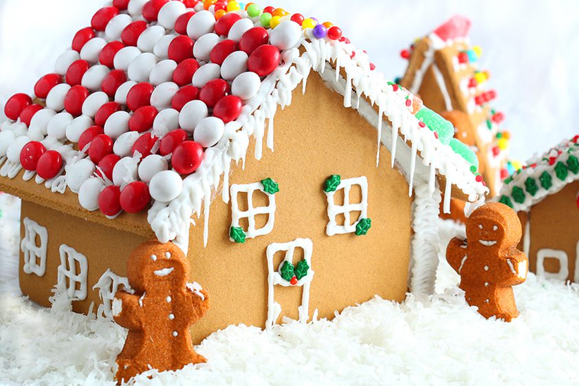 PEEPS Gingerbread House | Holiday PEEPS® Recipes